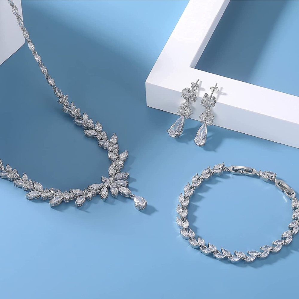 Elegant Necklace, Earrings and Bracelet Set